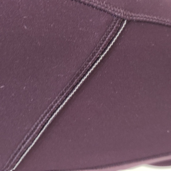 Lululemon Crop Leggings, Burgundy Wine, Women's 4 - Picture 6 of 8